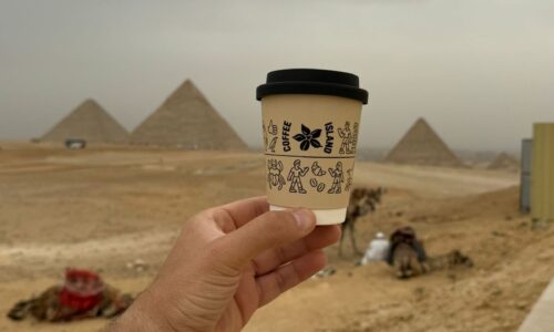 Η Coffee Island τώρα και στις Πυραμίδες της Γκίζας!
