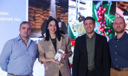 p3 (2) Διπλή διάκριση για την Coffee Island!